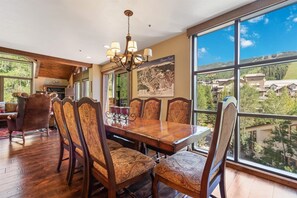 Exterior - Luxury 4 Bedroom Penthouse Residence in Beaver Creek Village (Avon)