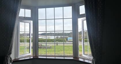 Semi-Detached Old Style One Bedroom Apartment