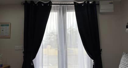 Private Detached Small Bedroom and Bathroom Only