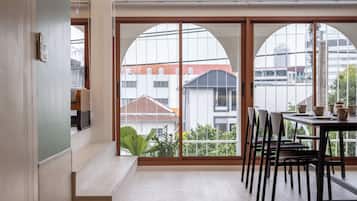 行政公寓, 4 間臥室, 城市景觀 | 起居區 | 電視