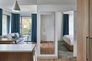 Executive Suite, 1 Bedroom | Down comforters, in-room safe, desk, laptop workspace - Element by Marriott Atlanta Perimeter Center (Atlanta)