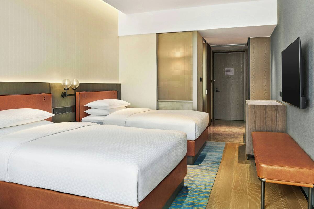 In-room safe, soundproofing