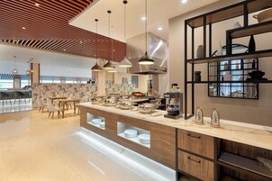 Desayuno buffet incluido todos los días 