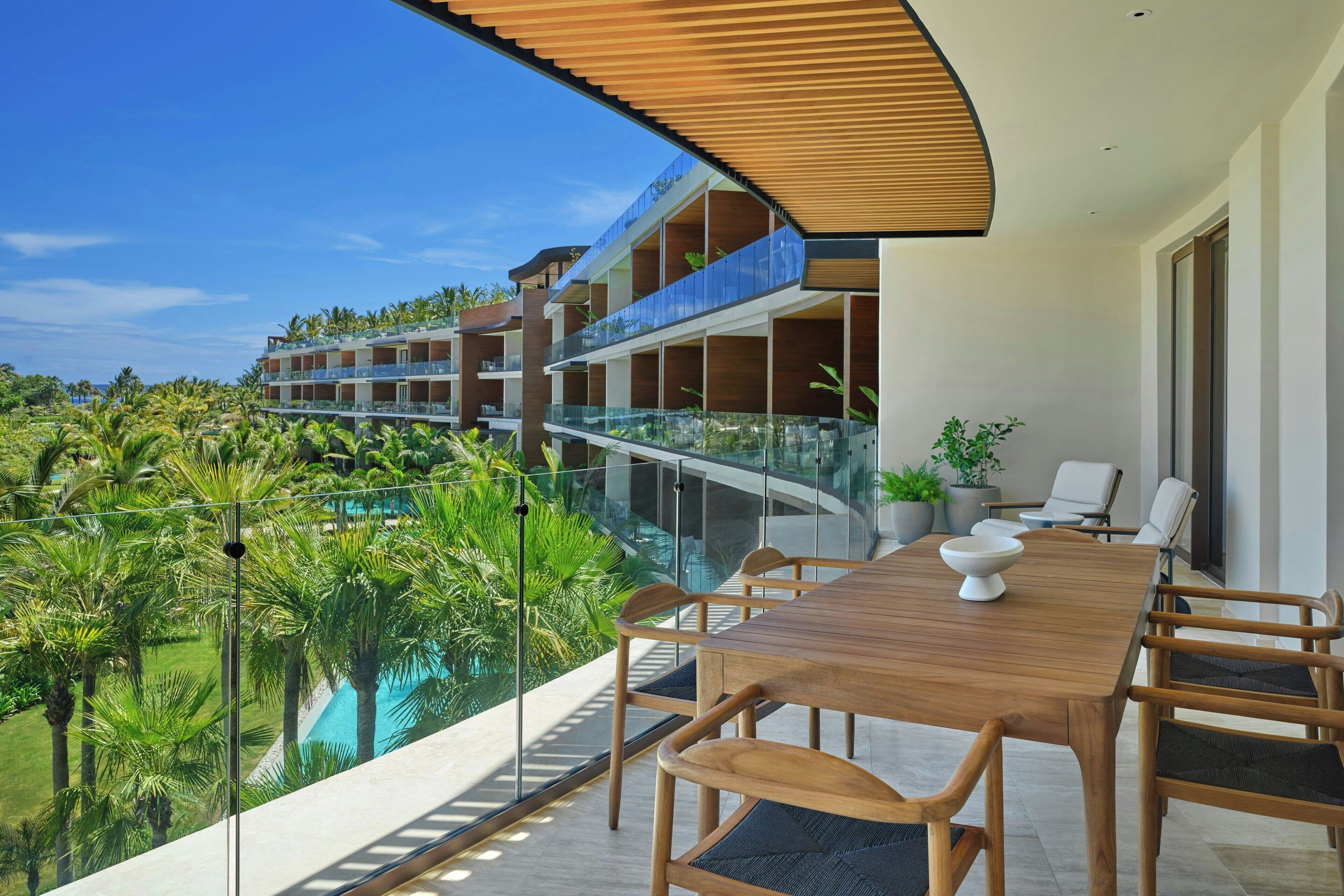 ห้องสวีท, 1 ห้องนอน, วิวทะเล | ผ้าปูที่นอน Frette จากอิตาลี, เครื่องนอนระดับพรีเมียม, มินิบาร์