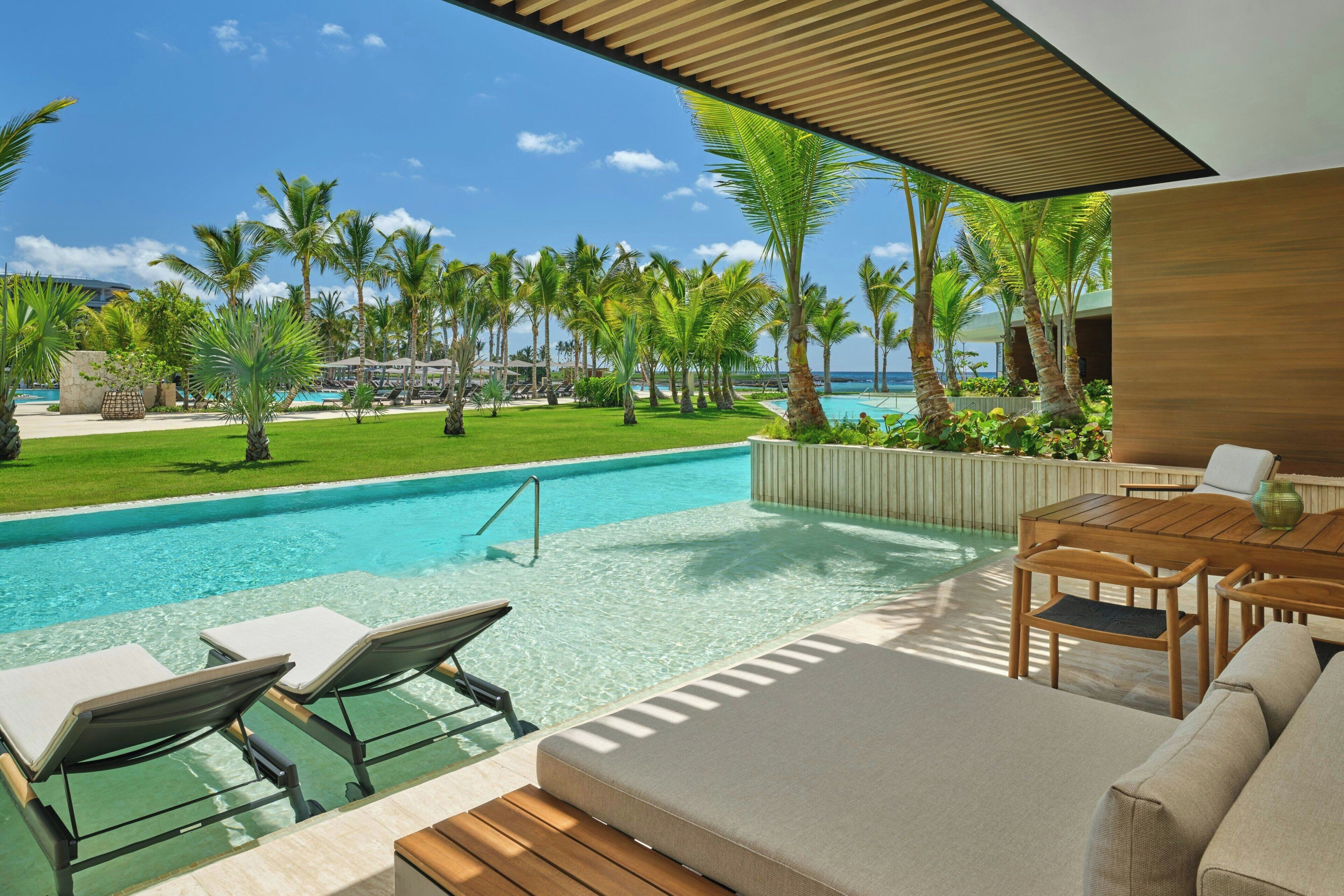 Luxury-Suite, 1 Schlafzimmer, Poolzugang | Italienische Bettbezüge von Frette, hochwertige Bettwaren, Minibar