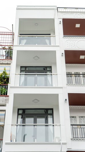 Fachada de la propiedad