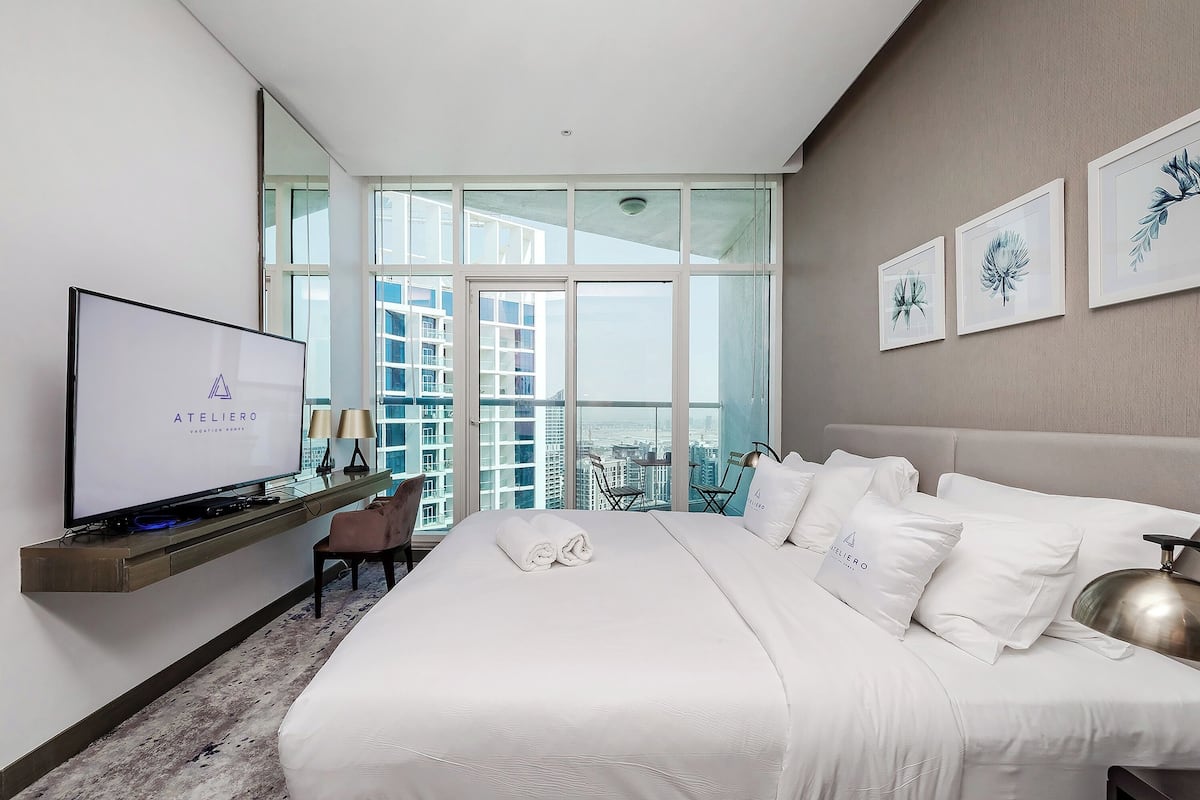 Comfort Apartment, City View