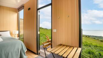 1 habitación y ropa de cama