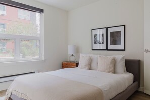 1 chambre, fer et planche Ă repasser, Wi-Fi, draps fournis