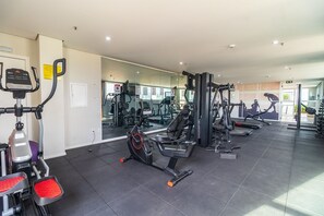 Fitness facility - LFlats Hotel Oscar Freire Hosp. Clínicas (São Paulo)