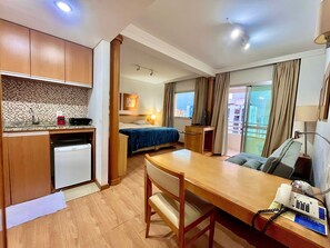 Premium Quadruple Room | Soundproofing, iron/ironing board, free WiFi - LFlats Hotel Oscar Freire Hosp. Clínicas (São Paulo)