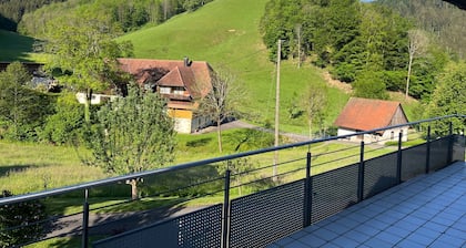 Gemütliche Ferienwohnung für 2-3 Personen mit Großer Sonnenterasse