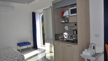 1 camera, Wi-Fi, lenzuola