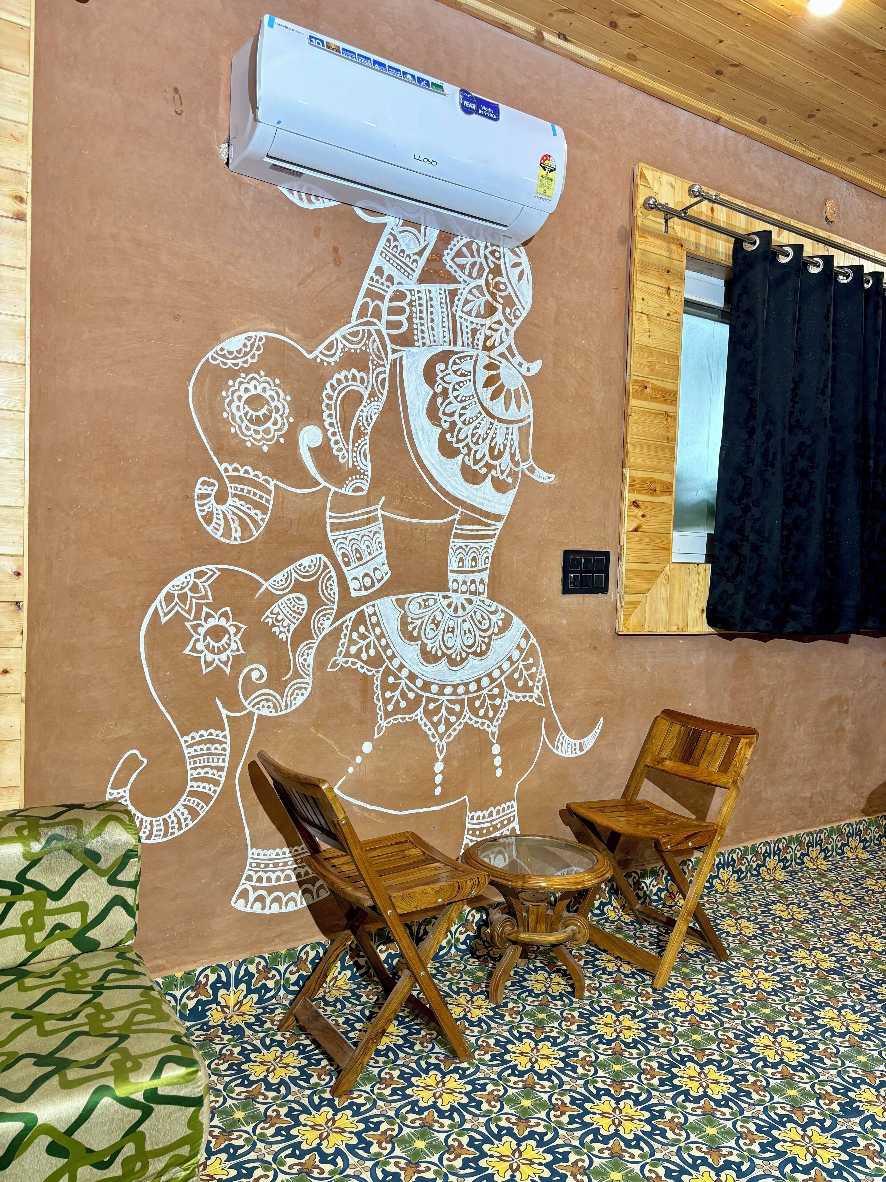 Villa Room | Individually furnished, bed sheets