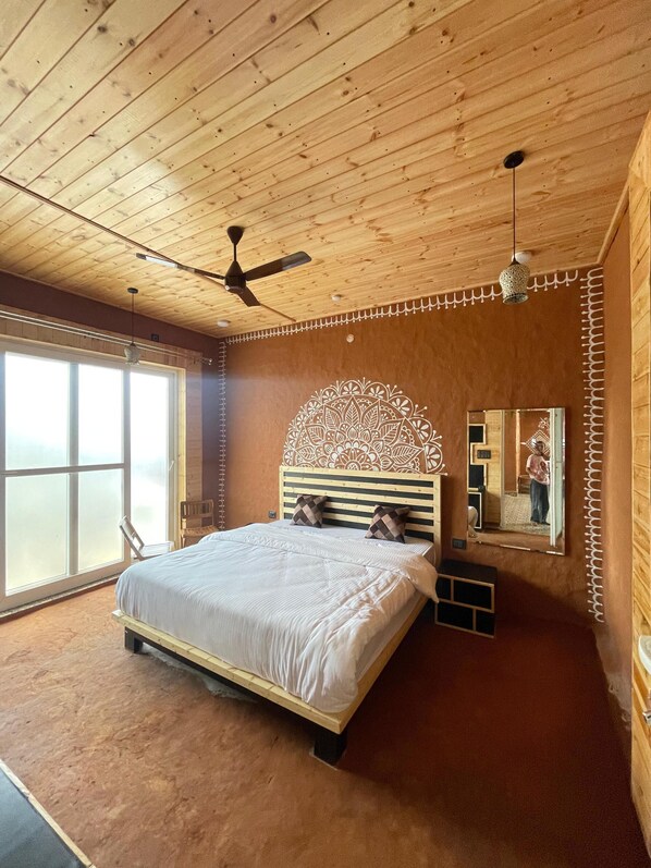 Executive Suite | Individually furnished, bed sheets - Vishram Resort - Dehradun (Vikasnagar)