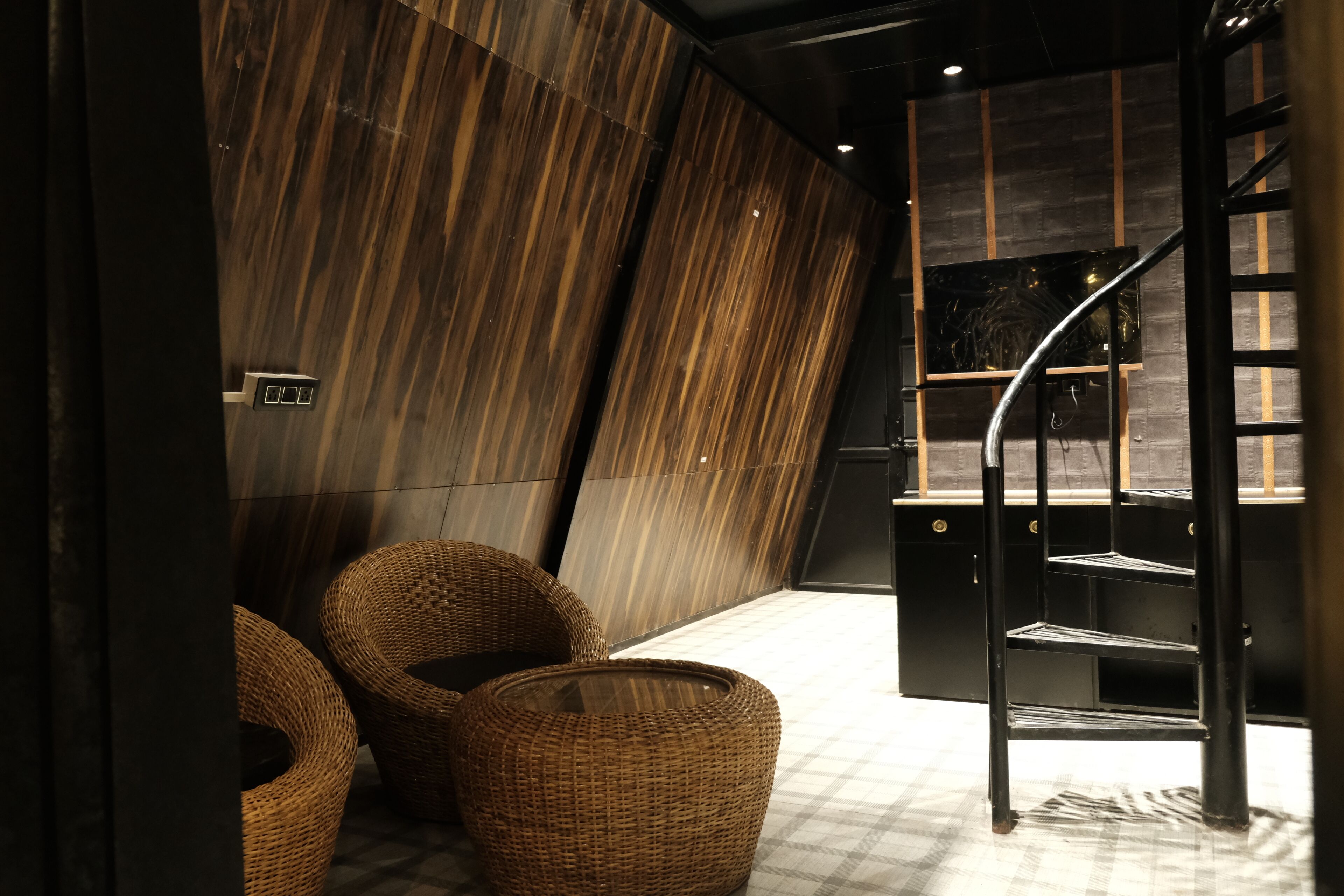 Emerald Cottage | Individually furnished, bed sheets