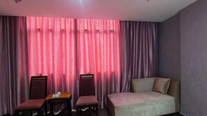 Ảnh chưa phân loại, 5 trong số 50 ảnh, nút