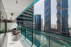 Comfort Apartment, 1 Bedroom, Balcony, City View | Balcony - Stylish 1BR at DAMAC Merano Tower (Dubai)
