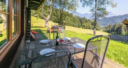 Freistehendes Chalet im Wald mit großem Garten