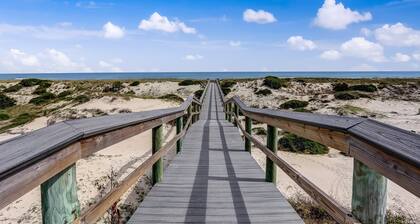 Seashell Dunes - Oceanfront, Beach Access, Pool