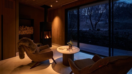 Luxury Villa, Garden View | Living area