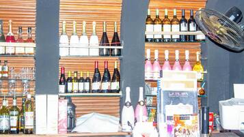 Bar (in der Unterkunft)