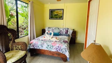 Chambre Standard Double ou avec lits jumeaux, salle de bains privée, vue jardin