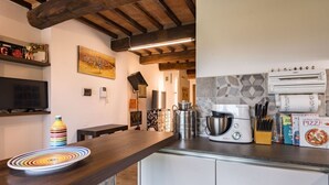 Interior - The Traveller's House With Balconies and Garden! (Chiassa-tregozzano)