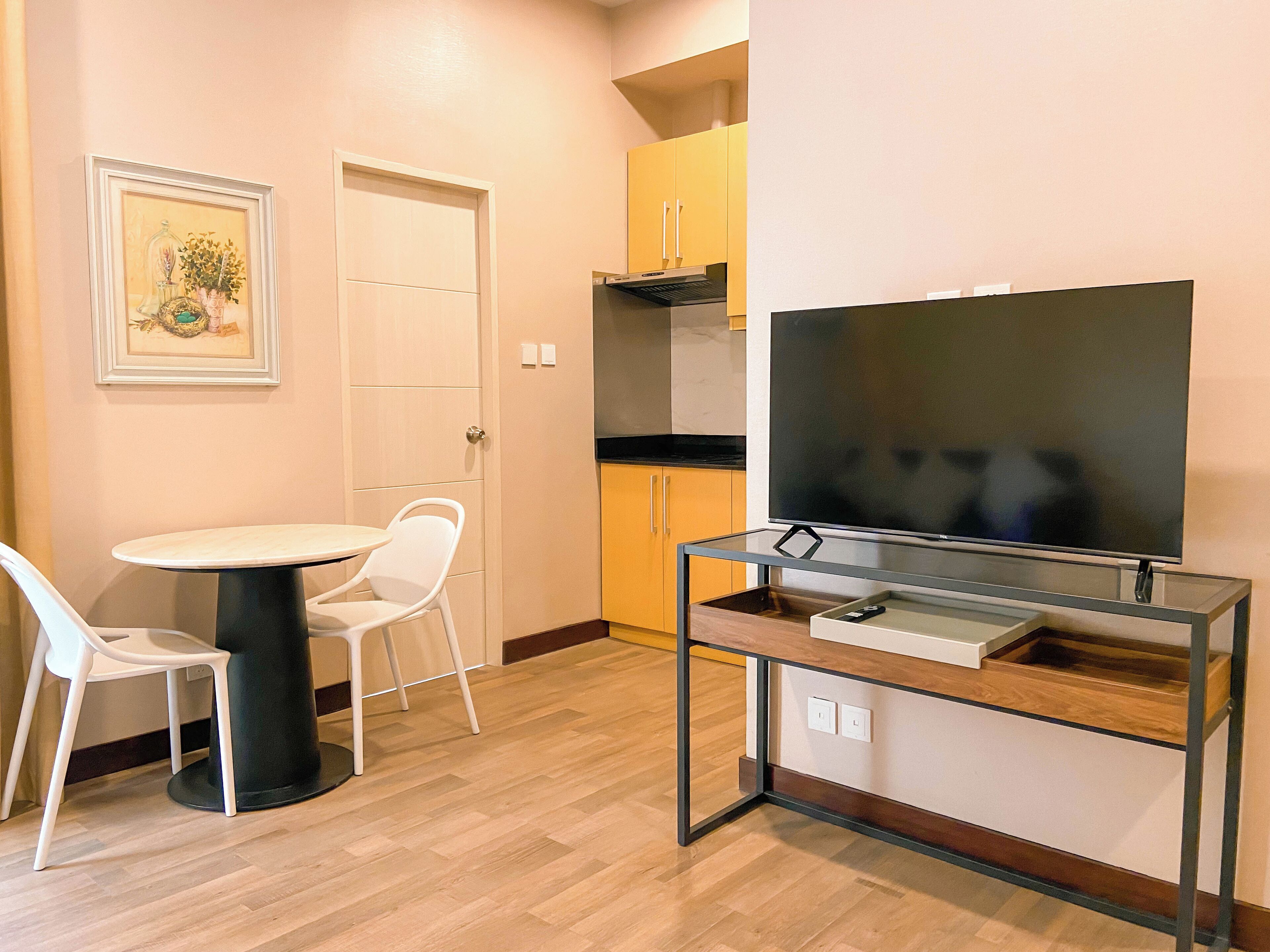 Deluxe Apartment | Gebar bulu kapas, peti besi dalam bilik, kalis bunyi 