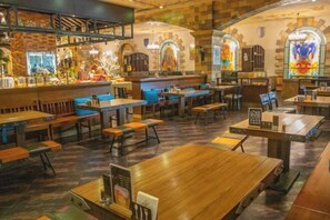 Restaurant - Knight's Hotel Europark Resort (Qihe County)