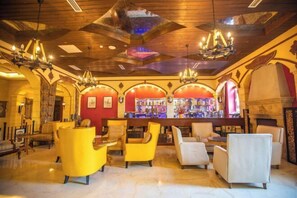 Lobby lounge - Knight's Hotel Europark Resort (Qihe County)