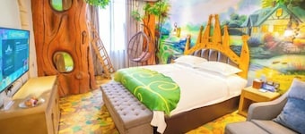 Knight's Hotel Europark Resort