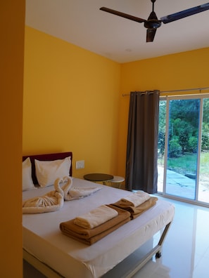 Deluxe Double Room - Ashoka jungle river resort (Joida)