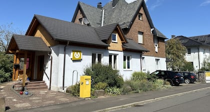 Apartment 'Zur Alten Post' with Mountain View, Shared Garden and Wi-Fi