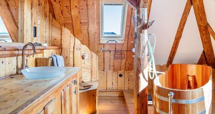 Ferienwohnung "Zur Alten Post" mit Bergblick, Gemeinschaftsgarten und Wi-Fi