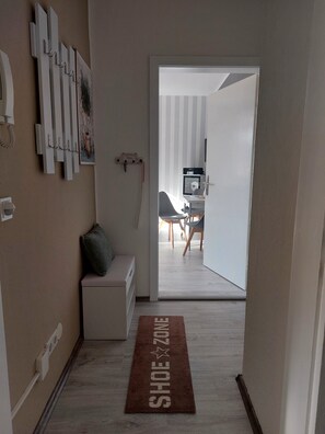 Unclassified image, 3 of 10, button