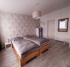 2 habitaciones, wifi gratis y ropa de cama 