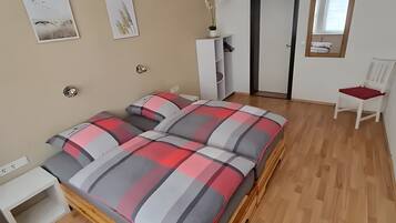 2 bedrooms, free WiFi, bed sheets