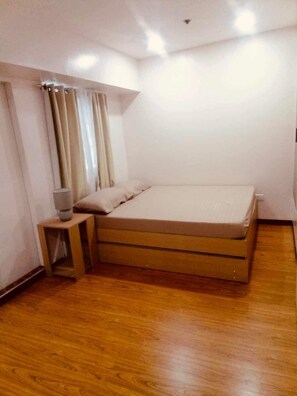 2 sovrum, strykjärn/strykbräda, wi-fi och sängkläder