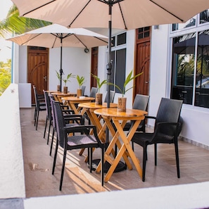Restaurant - Hanifaru Beach Inn (Kamadhoo)