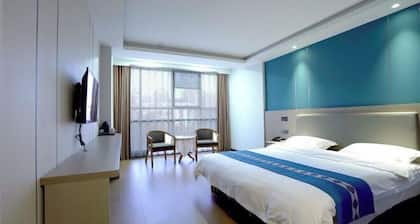 Baina Business Hotel (Shijiazhuang Zhongshan West Road Vientiane City Subway Station)