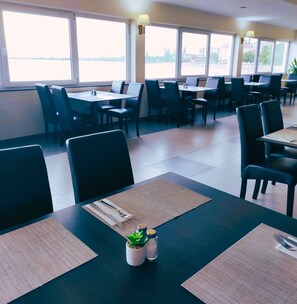 Her gün ücretsiz kontinental kahvaltı