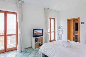 2 chambres, bureau, fer et planche à repasser, Wi-Fi