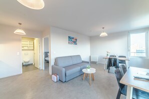 Free WiFi - Break And Home La Maison des Chercheurs (Aubervilliers)