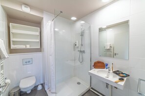 Buồng tắm vòi sen