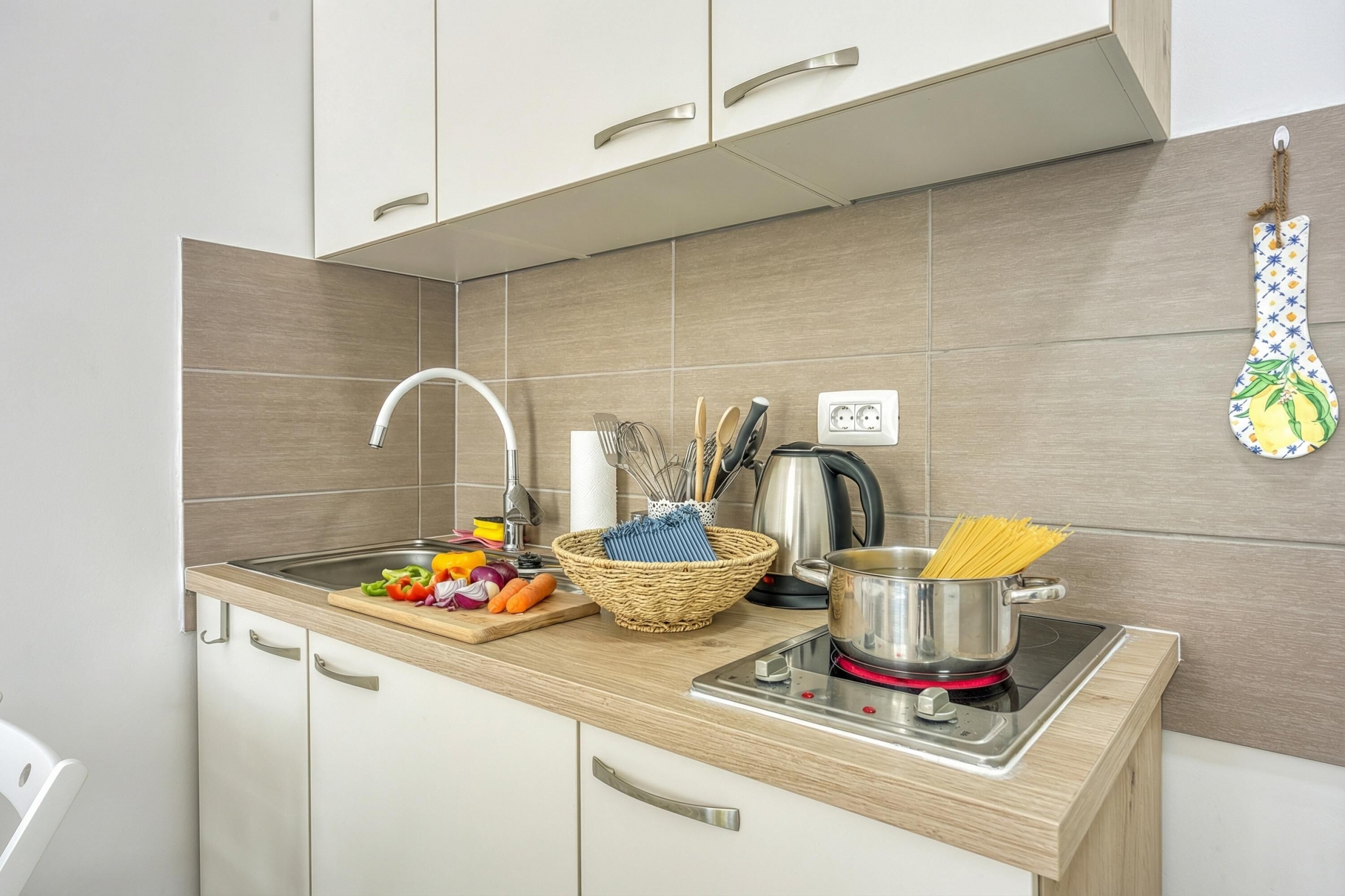 Family Studio, Air conditioning, Sea View (Lasta 10 Lošinj Town Studio) | Private kitchenette