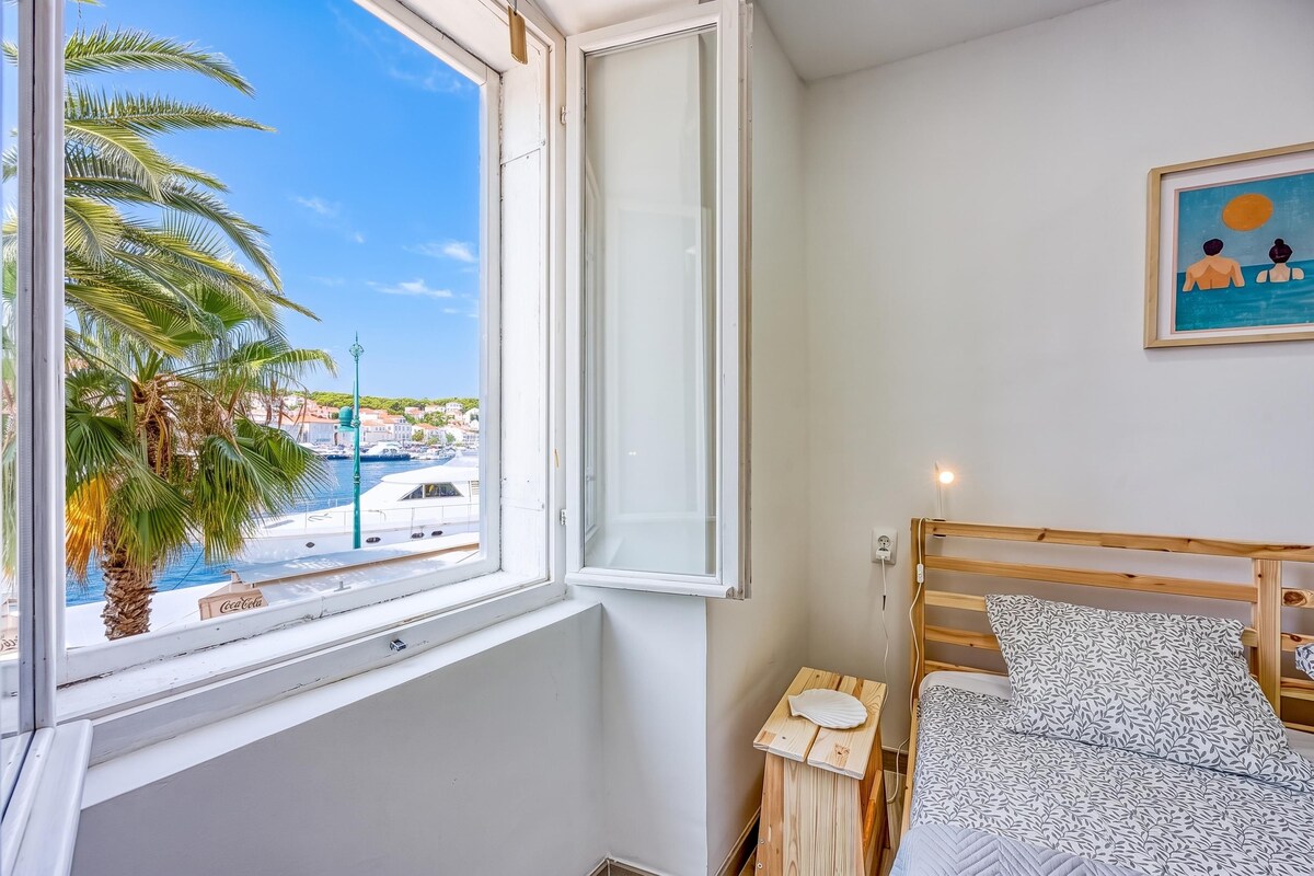 Estúdio família, ar-condicionado, vista para o mar (Lasta 10 Lošinj Town Studio)