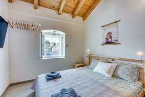 Studio Familial, vue mer, vue mer (Lasta 30 Lošinj Town Studio) | Fer et planche à repasser, Wi-Fi gratuit, draps fournis