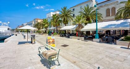 Lasta Lošinj Town