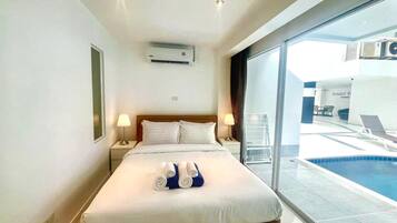 2 bedrooms, iron/ironing board, internet, bed sheets